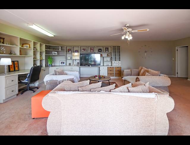 4 BEDROOM TOWNHOUSE FOR SALE IN WESTVILLE